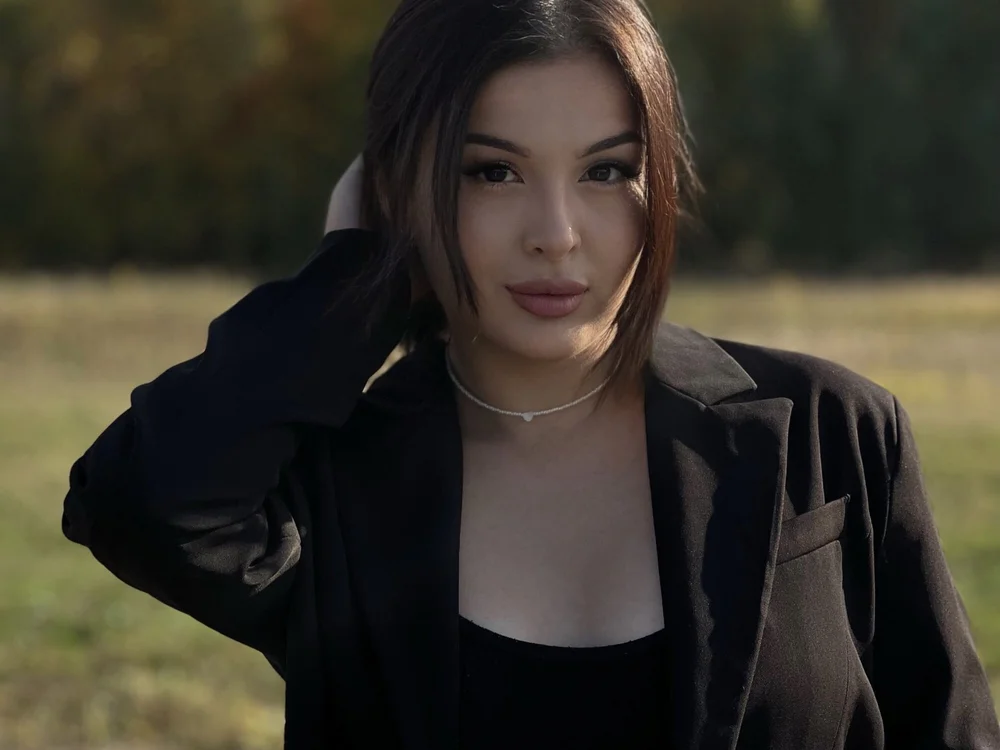 AmyFoxb offline chatrum