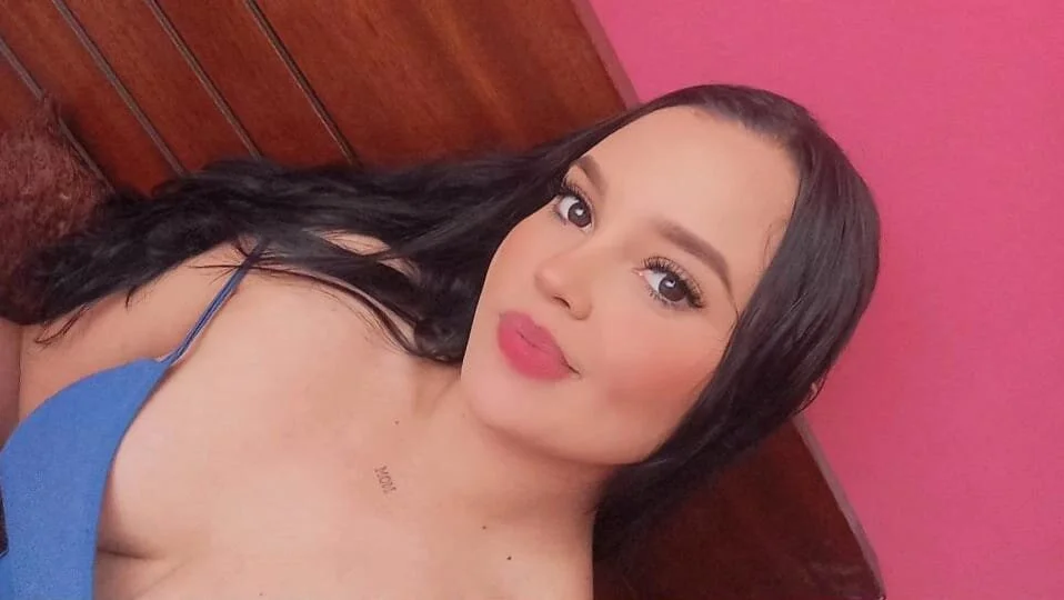 Miss-Isabella's Offline Chat Room