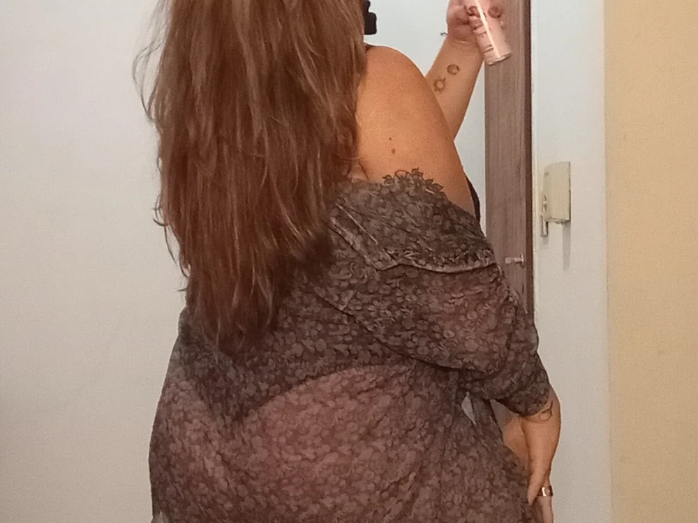 GirlMistic Adlı Modelin Çevrimdışı Sohbet Odası