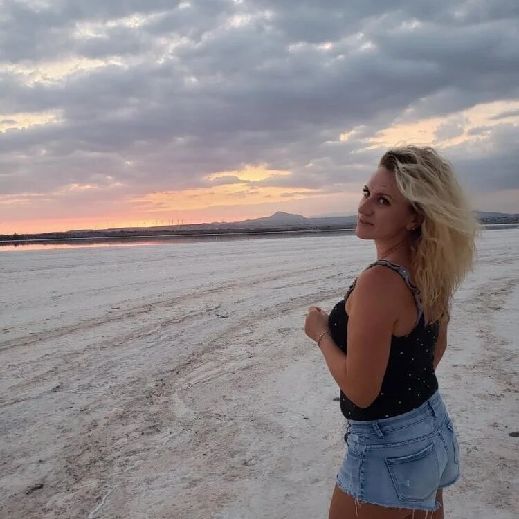 astery-blue's Offline XXX Chat