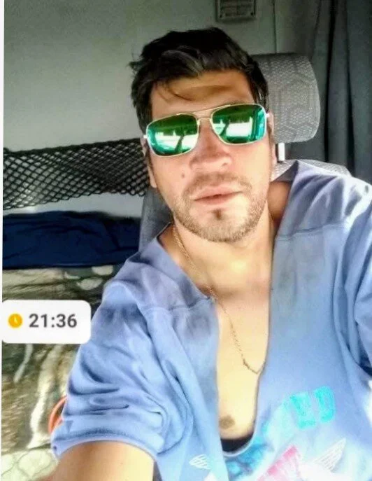 Cris2025ariel's Offline XXX Chat