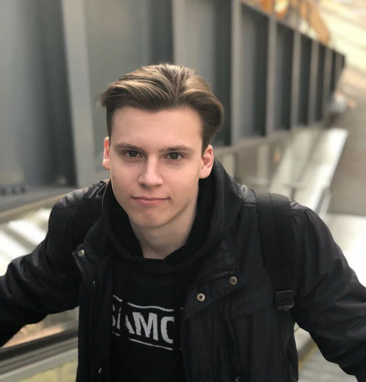Shelm_Rise's Offline Chat Room