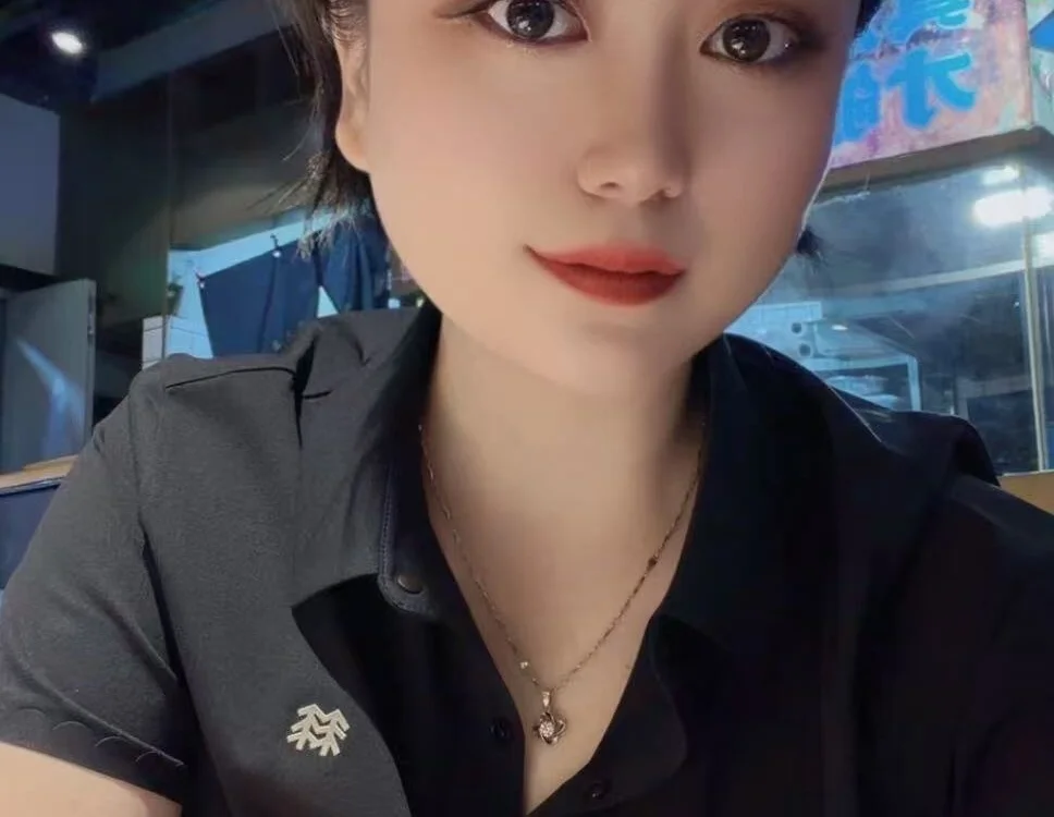 tutu8869 Offline XXX-chat