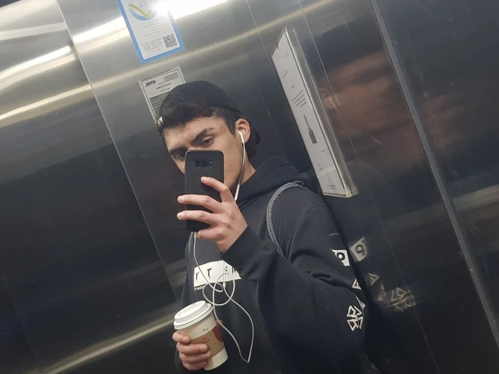 r_paulo25 Chat XXX offline