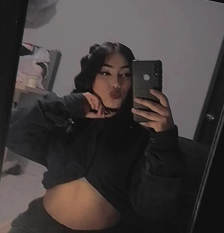 RubyHot_69's Offline XXX Chat