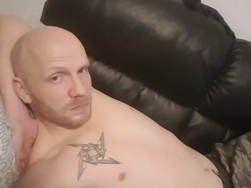 HardSwedee Chat XXX Ngoại tuyến