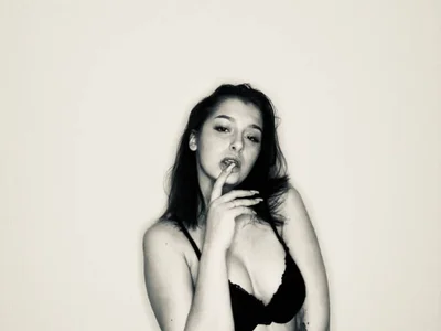 wettingcouple - moderately priced cam2cam