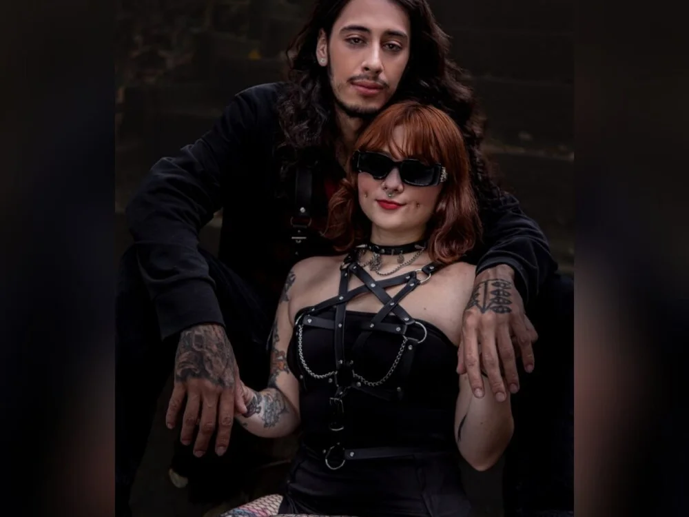 Goldentemptation_ offline XXX-chat