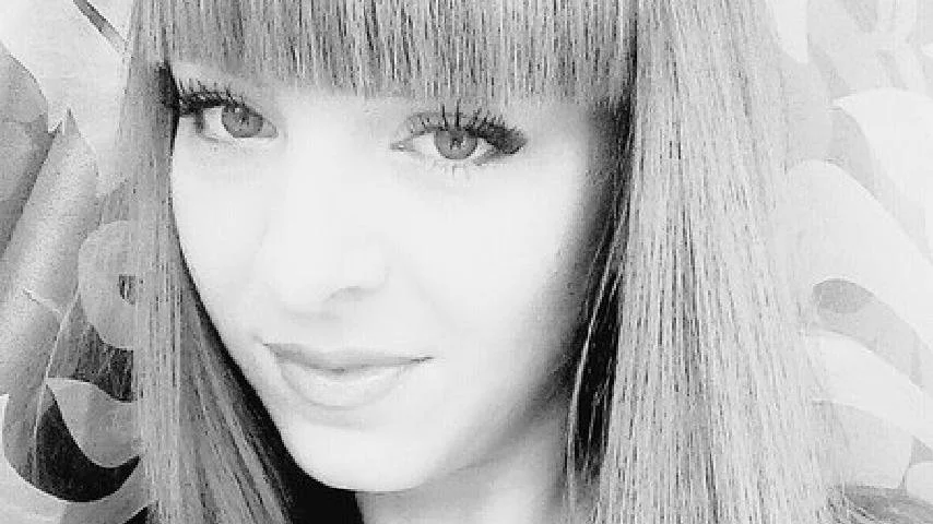 VioleanaLay's Offline XXX Chat