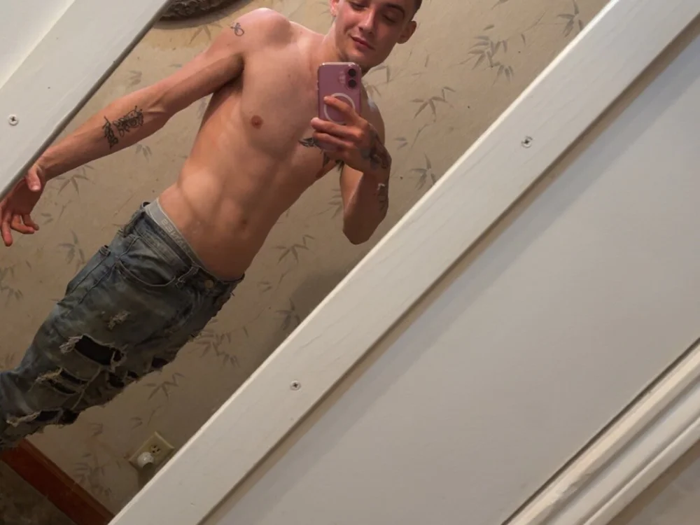Ilovepussy1911 离线XXX聊天