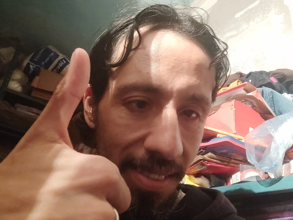 ajgv4444 offline chatrum