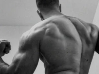 Модель holdmycock14