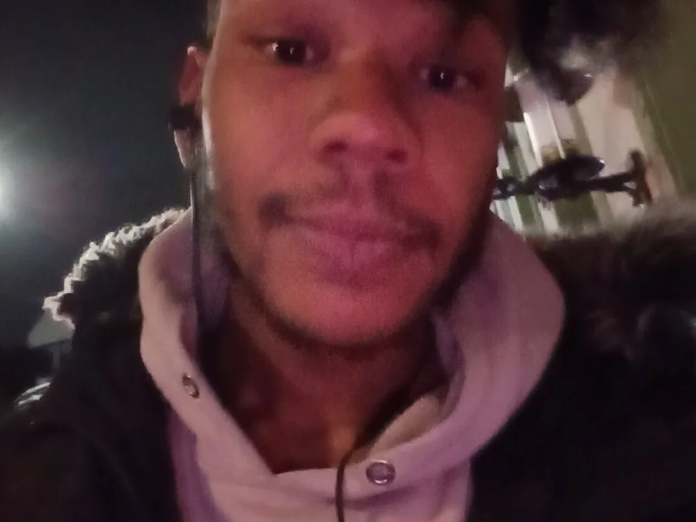 Corrall98 Chat XXX offline