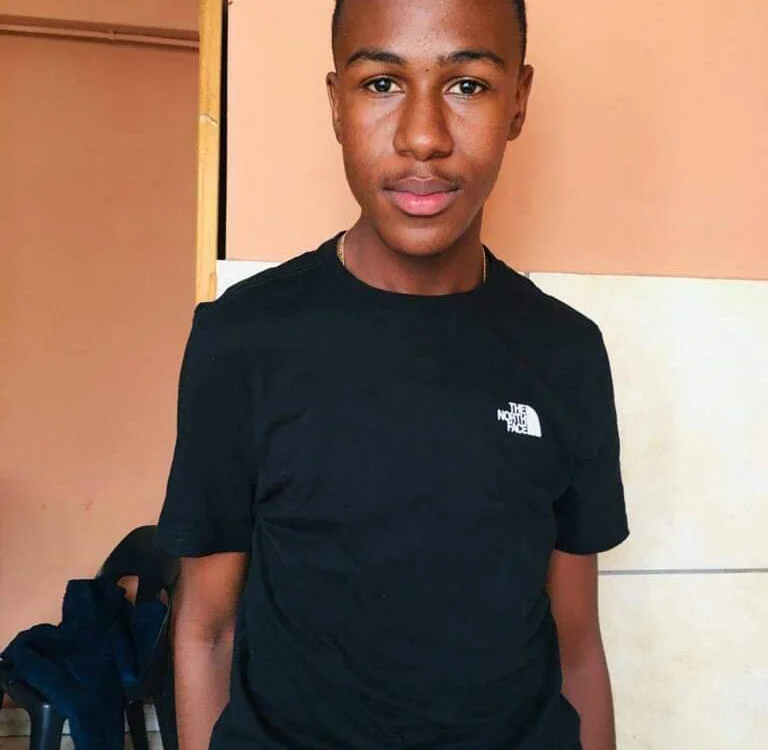 RoughedPlaysuit Offline XXX-Chat