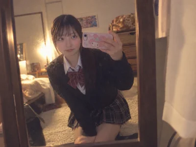 --MOCOMOCO-- - Girl 