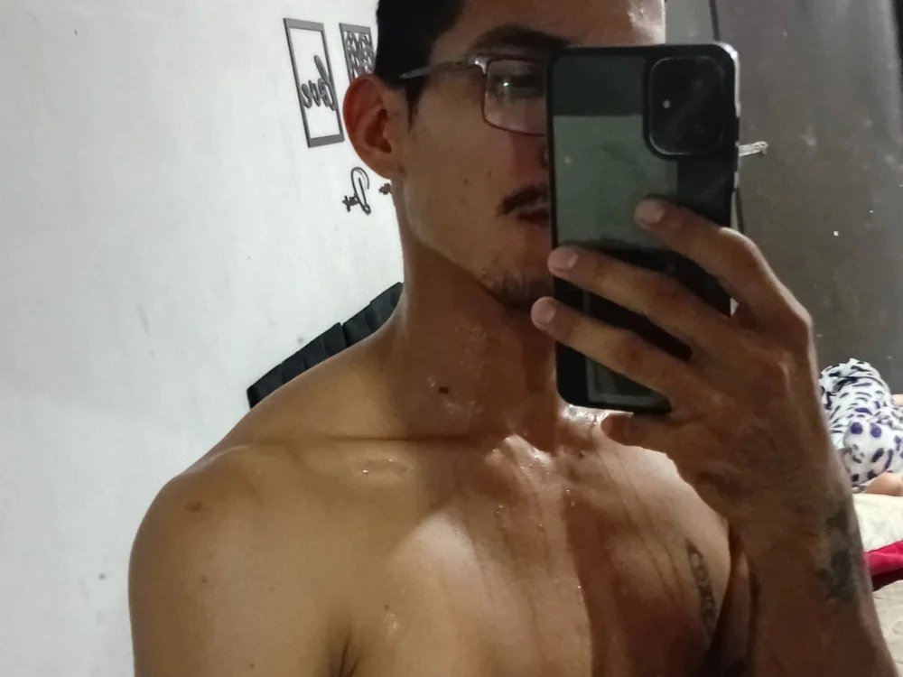 Jay_Oliver Offline XXX-Chat