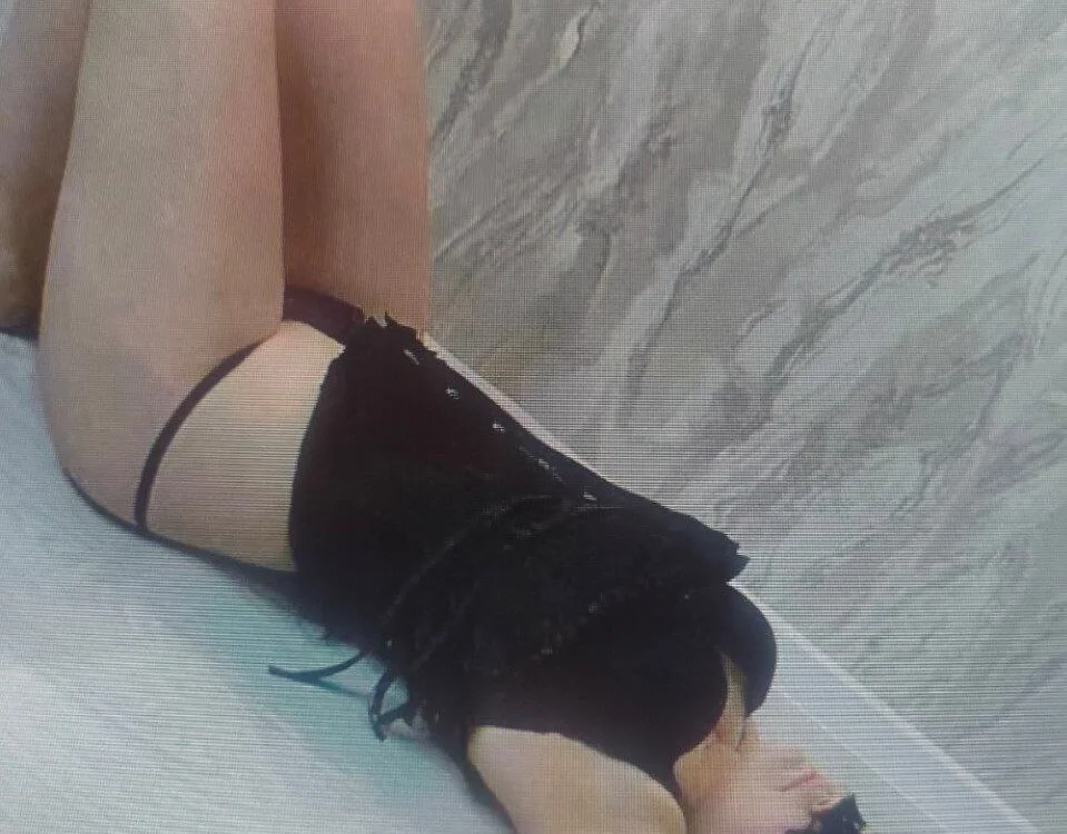 Fox012030's Offline XXX Chat