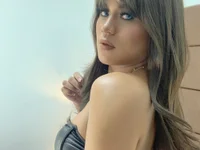 Онлайн чат XXX PlayfullBella