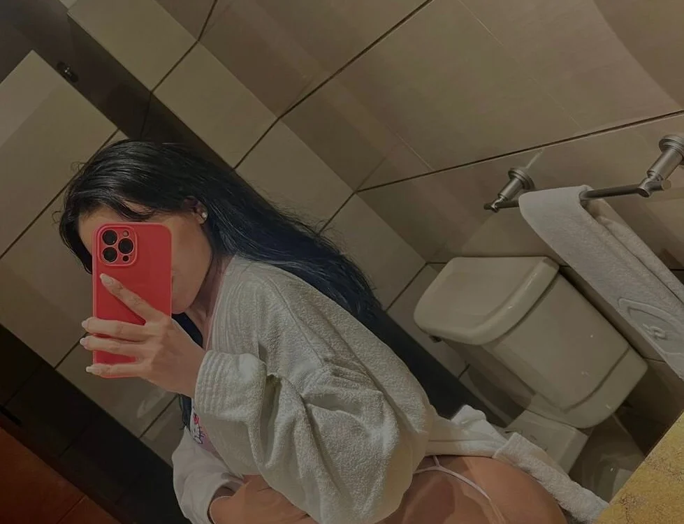 _nati_gomez_ offline chatrum