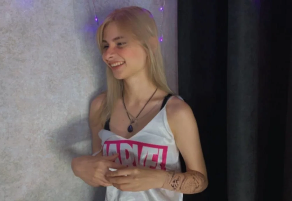 sabina_555's Offline XXX Chat