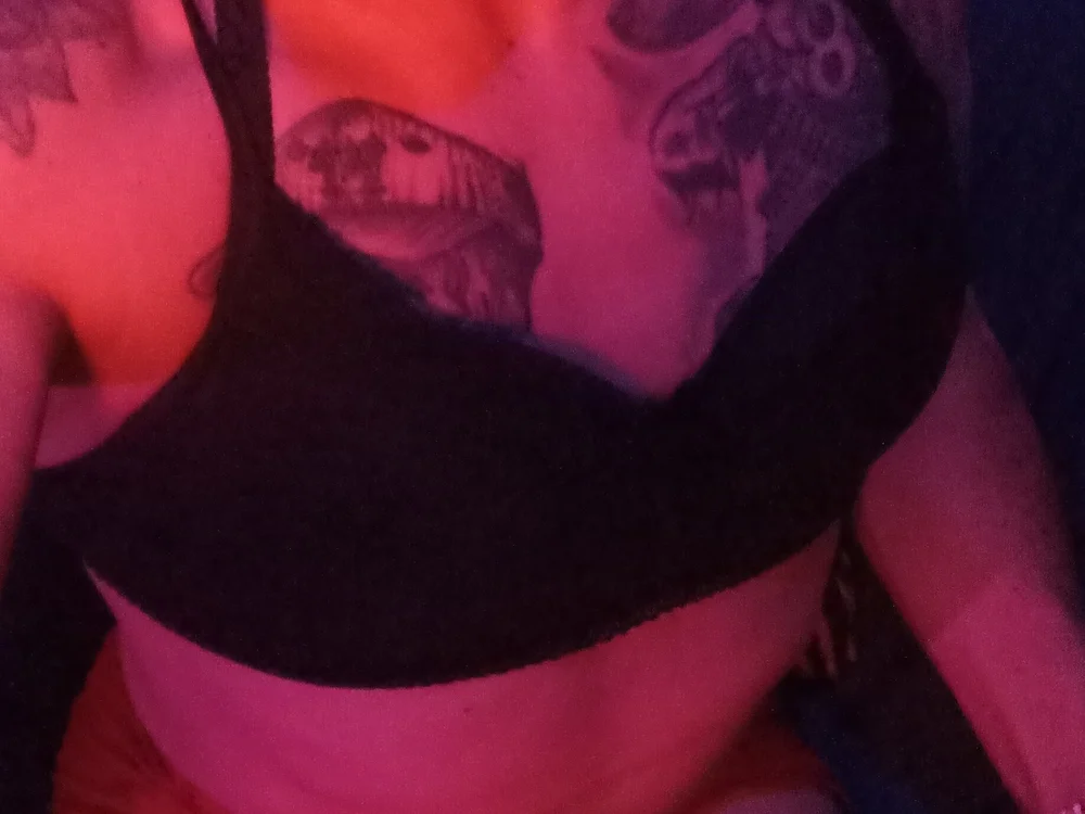 Offline XXX chat yazminter69