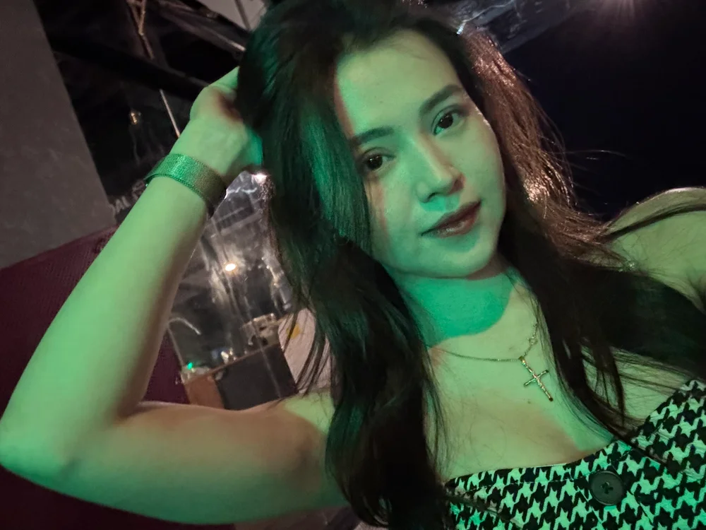 jennylyn25 离线XXX聊天