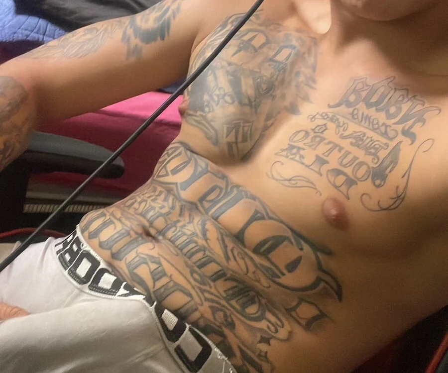 แชท XXX ออฟไลน์ของ machotatuado20