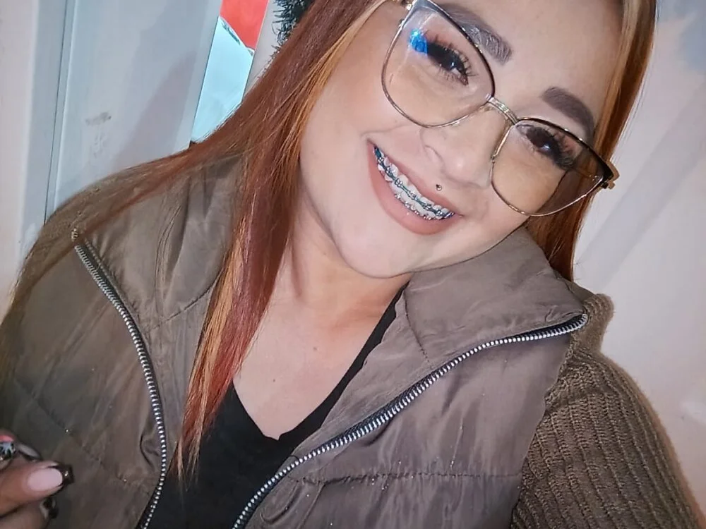 emma_jhoones 离线XXX聊天