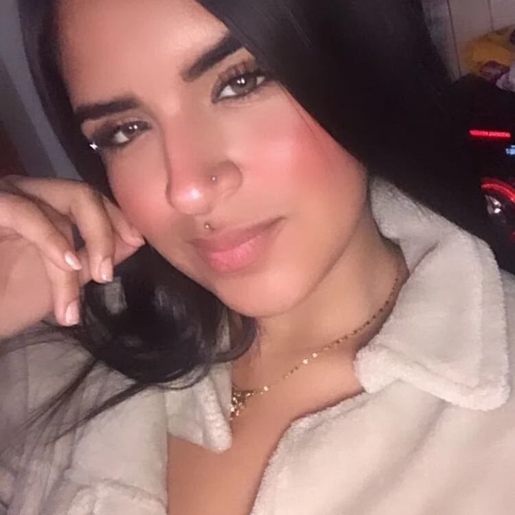 Offline chatovací místnost Chloe_Garry