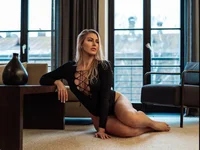 Arina01