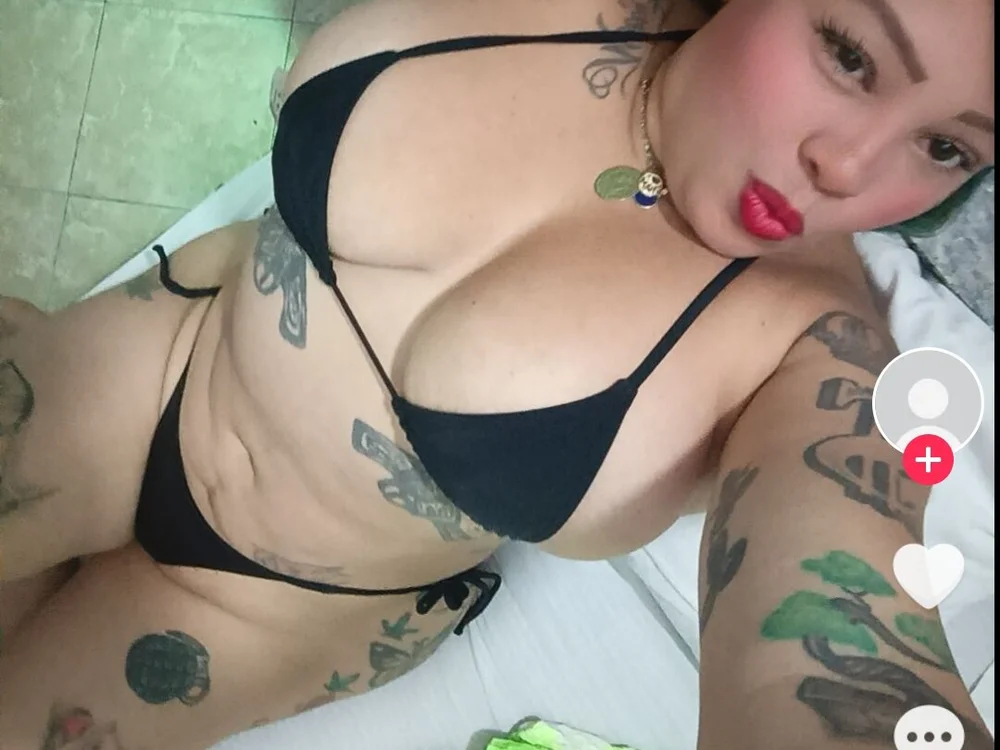 sextatto's Offline XXX Chat