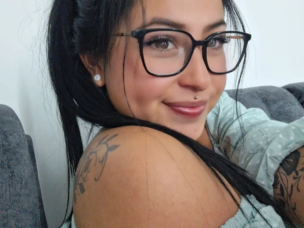 Saia_Gray offline chatrum