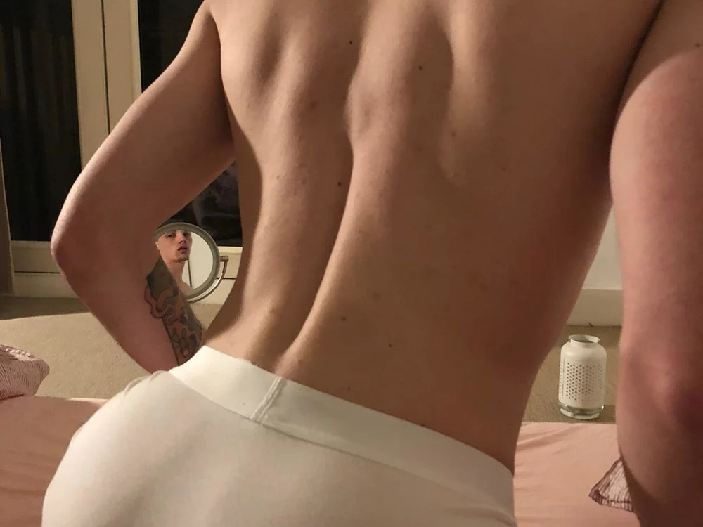 FlexileInside's Offline XXX Chat
