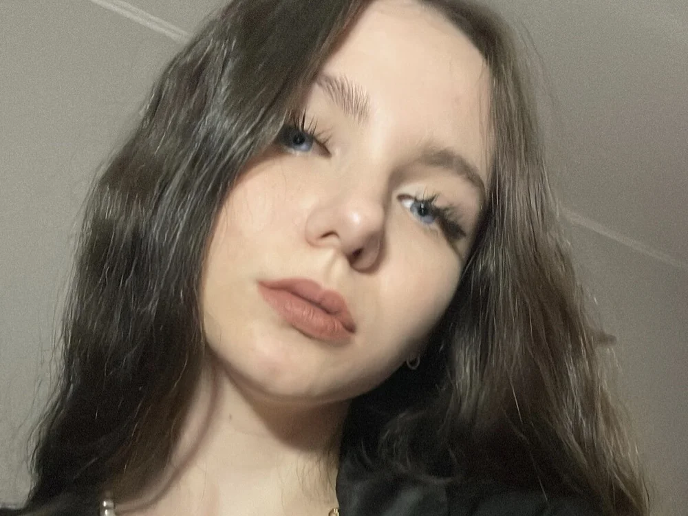 Eva_Choleskii's Offline Chat Room
