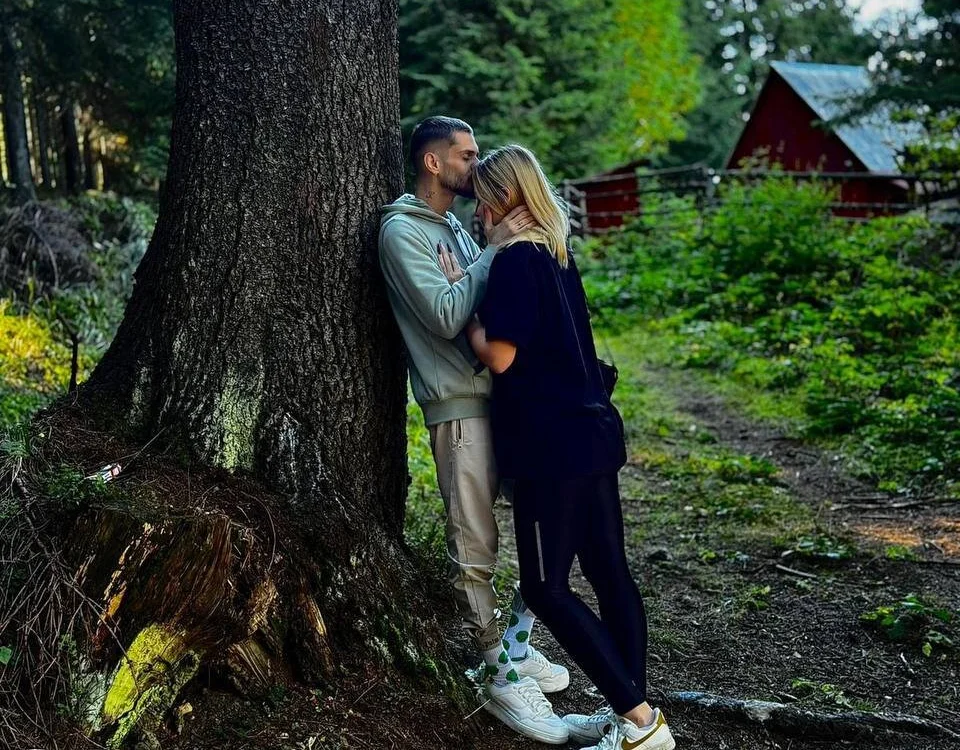 Offline XXX chat modela lowkeypair