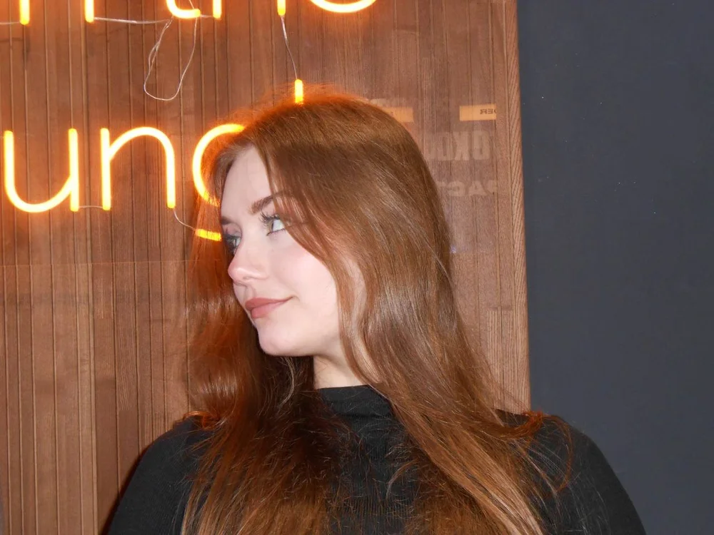 HolleyRednour offline chatrum