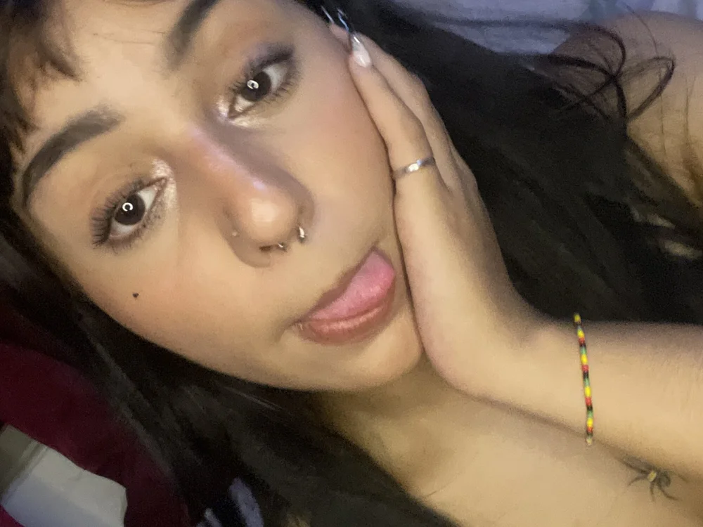 _Agatha_russo_ offline chatrum