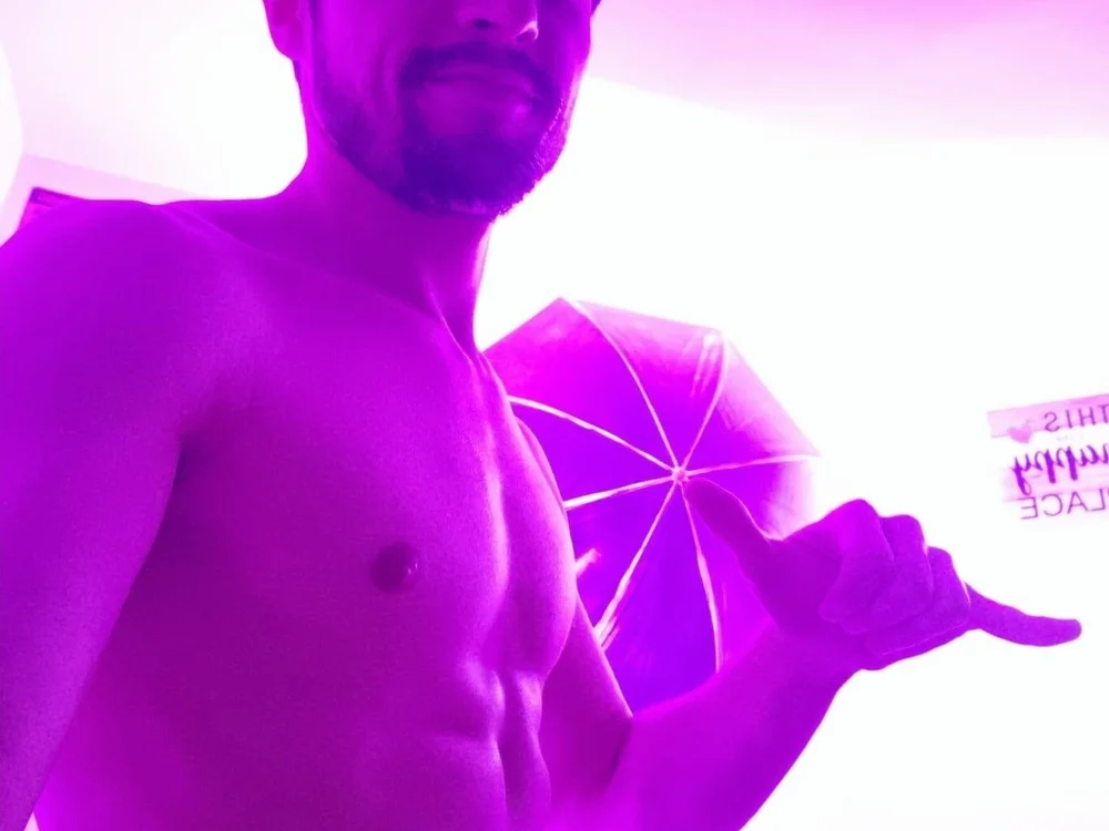 Michael_WolfbornのオフラインXXXチャット