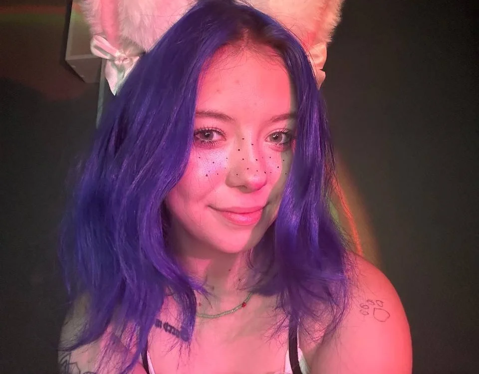 Cold_Embrace's Offline XXX Chat