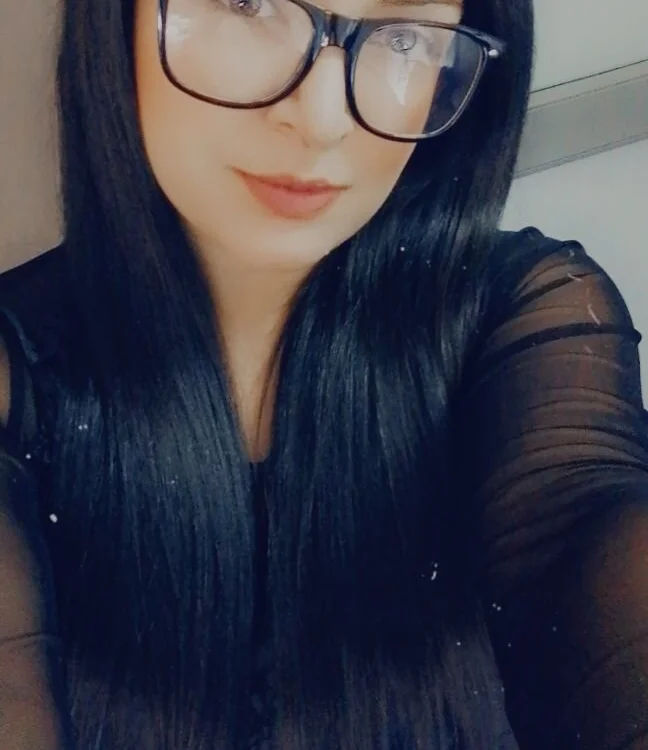 Miaaswett_ Offline XXX-Chat