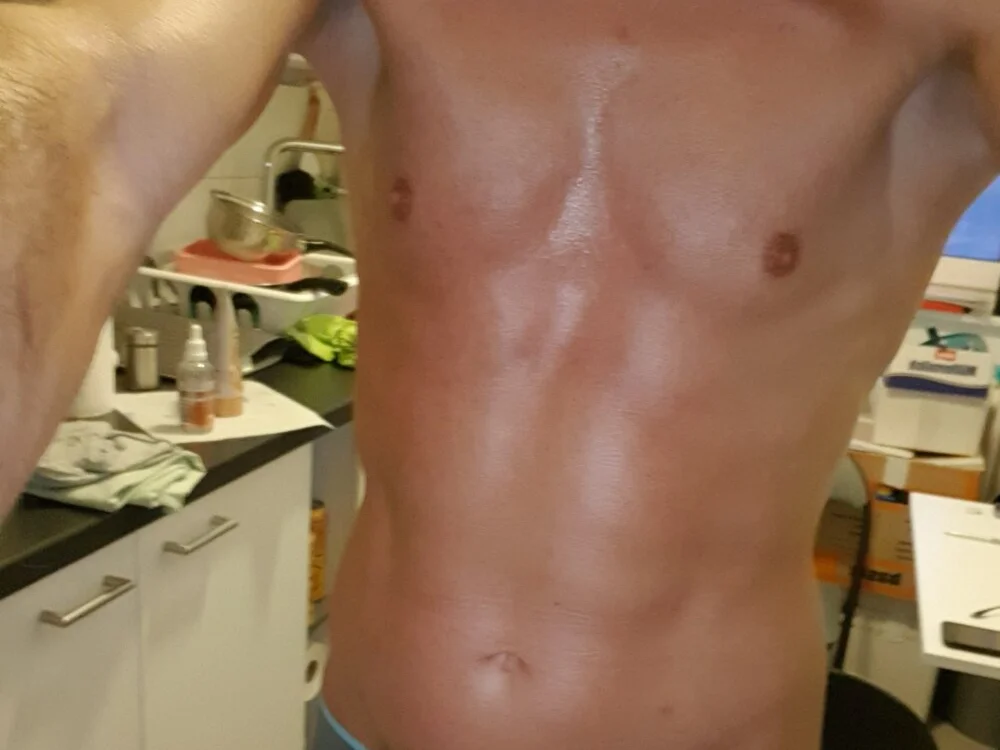 only1po: συνομιλία ΧΧΧ εκτός σύνδεσης