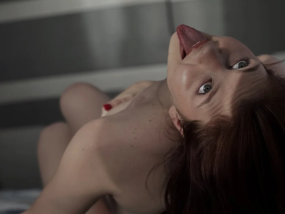 Emaline_Fane offline XXX-chat