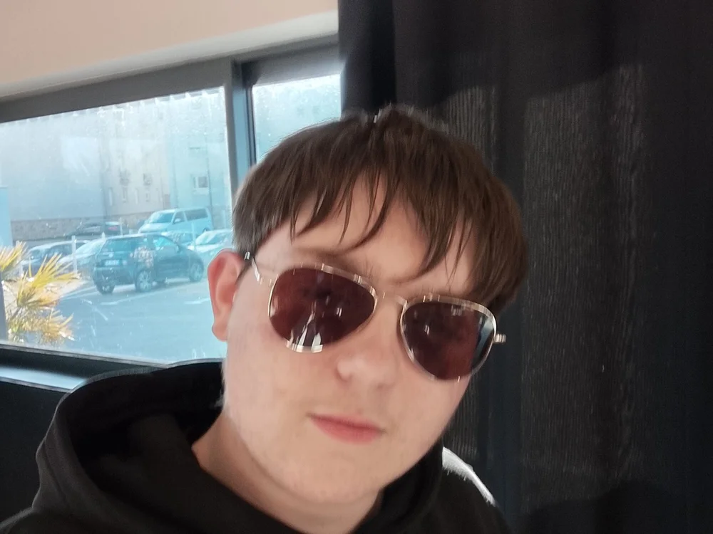 kikiwi29's Offline XXX Chat