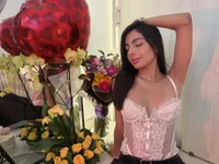 ZaraLuuv Live XXX-Chat