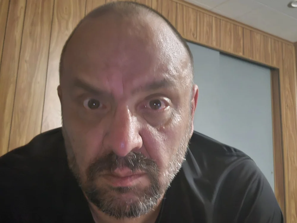 دردشة Shatter_69 الجنسية دون اتصال