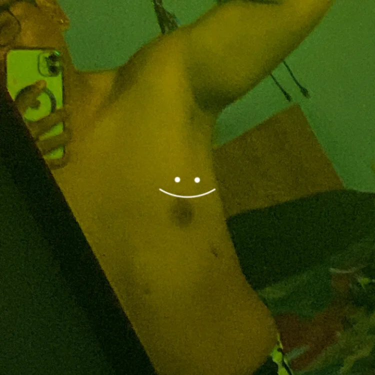 แชท XXX ออฟไลน์ของ Elegante5222