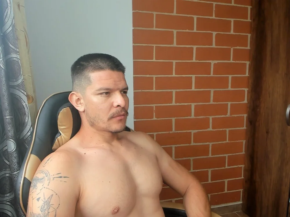 Czat XXX offline – felipe_fitness