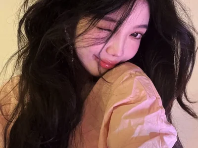 LunaLunaLunaY Female Asianhandjob Cam XXX