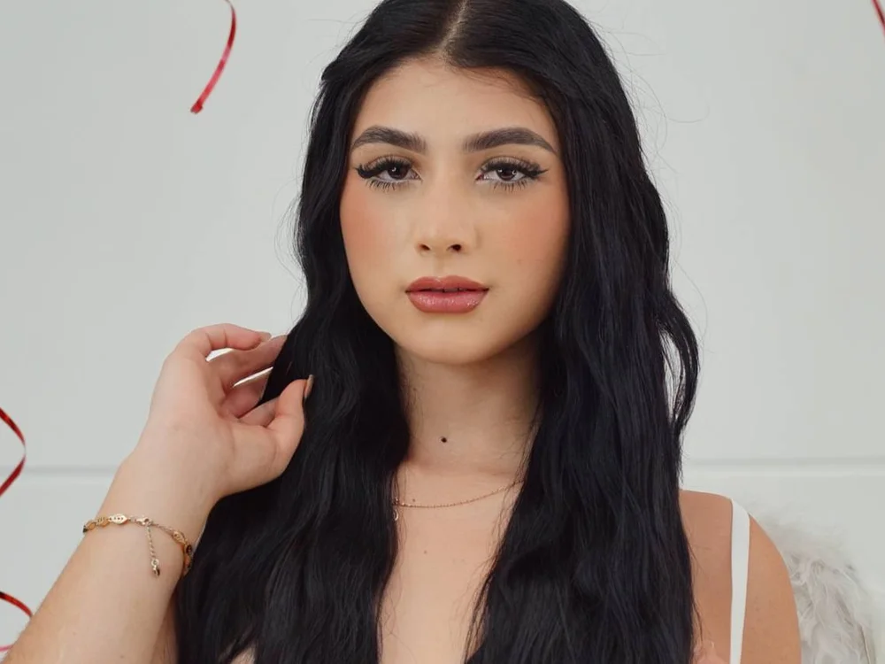 BadLilAngelXXX Adlı Modelin Çevrimdışı XXX Sohbeti