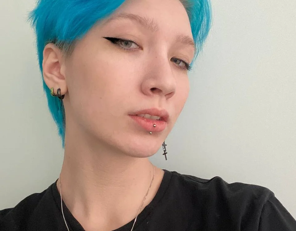 EricaWoods' Offline Chat Room
